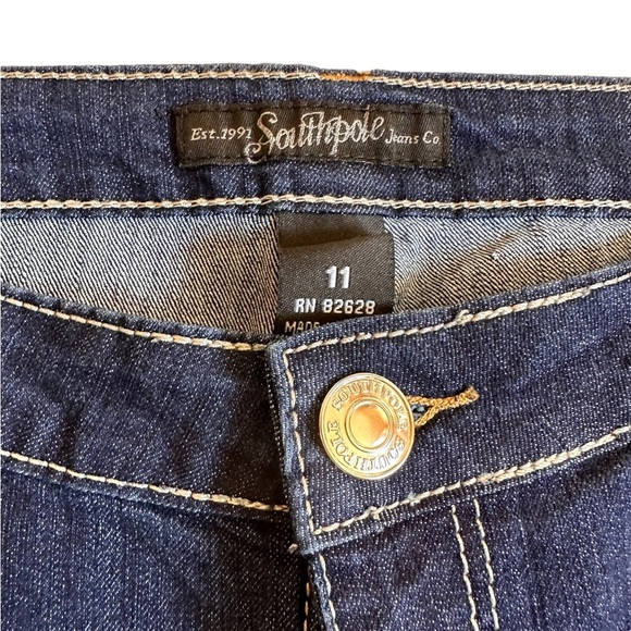 South Pole Denim Shorts. NWOT - Picture 3 of 3